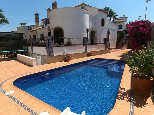 House in Algorfa - view 1