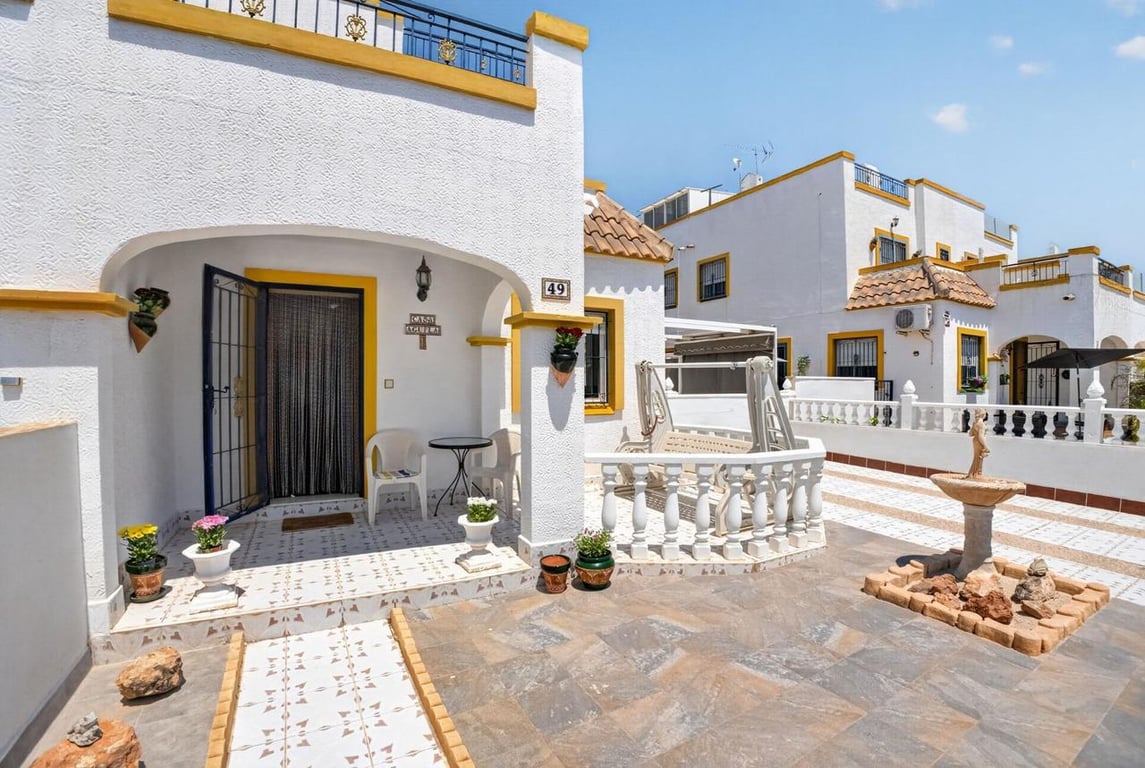 Apartment in Torrevieja - Image 3