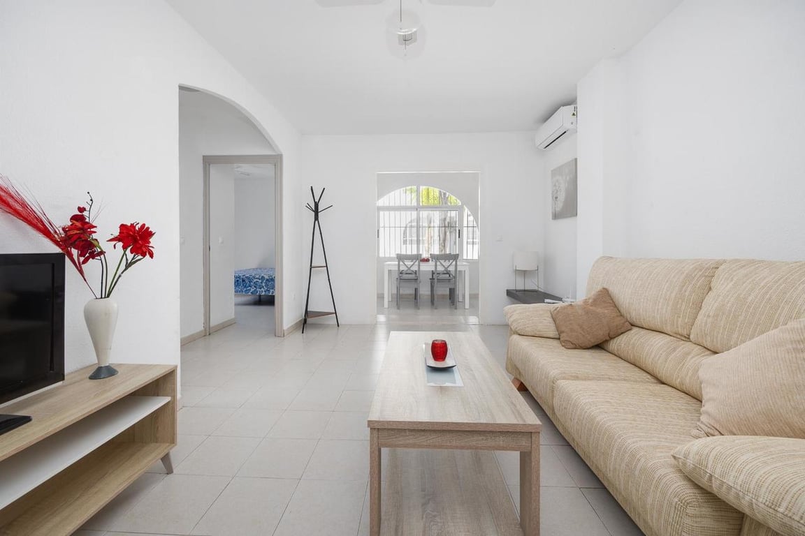House in Torrevieja - Image 2