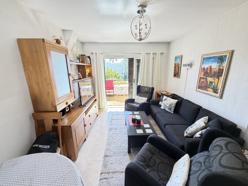 Apartment in Cabo Roig - Image 3