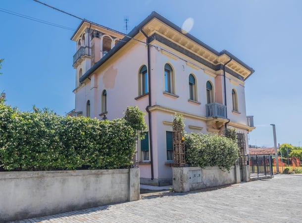 Villa in Venice - view 1