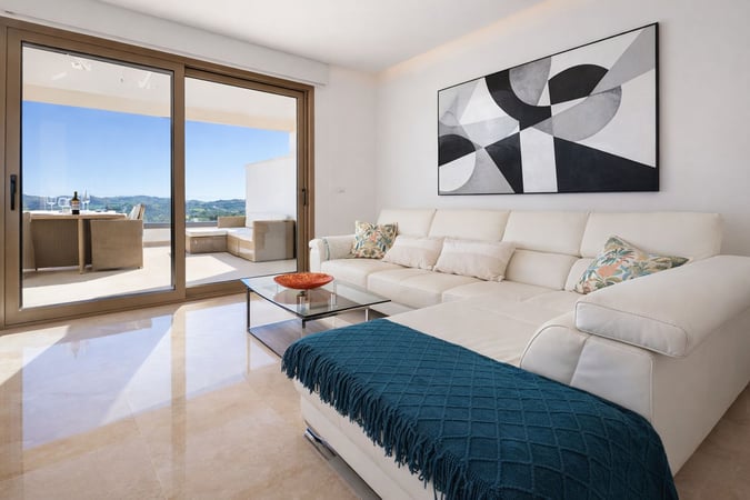 House in Riviera del Sol - view 1