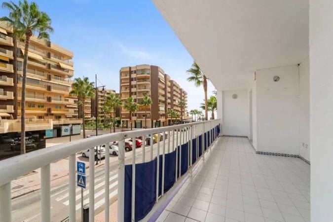 Apartment in Fuengirola - view 1