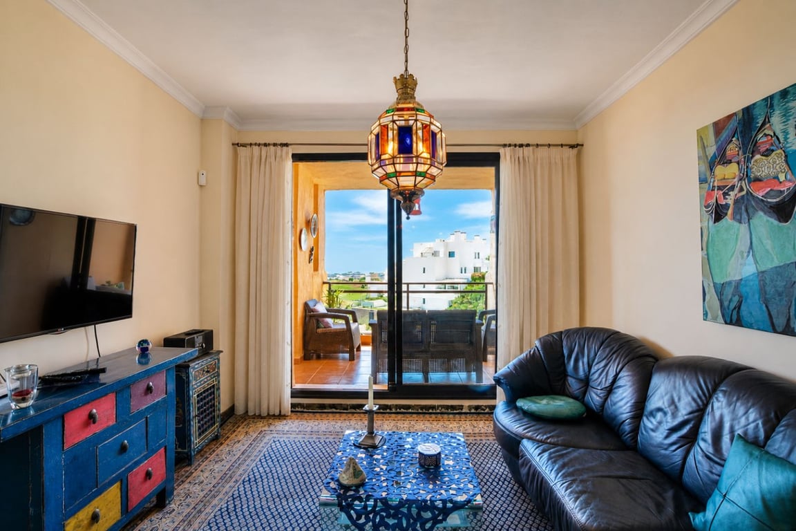 Apartment in La Cala De Mijas - Image 3