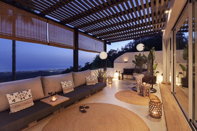Apartment in La Mairena - view 1