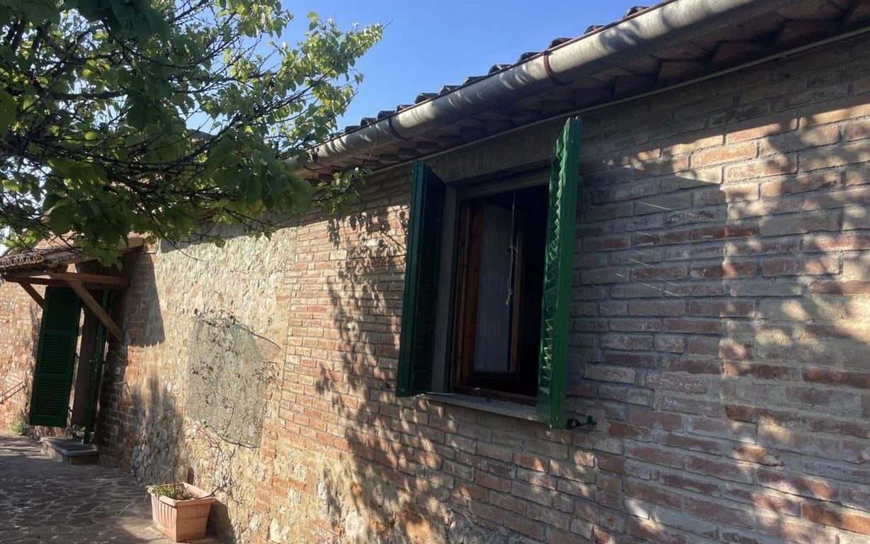 House in Colle - Image 3