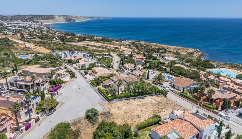 Land in Praia Da Luz - view 1