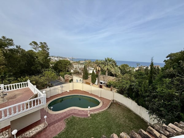 Villa in Mijas Costa - view 1