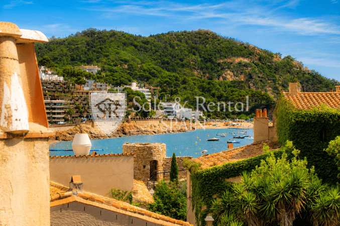 House in Tossa de Mar - view 1