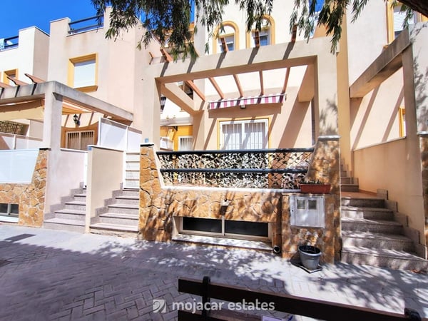 Apartment in Palomares - view 1