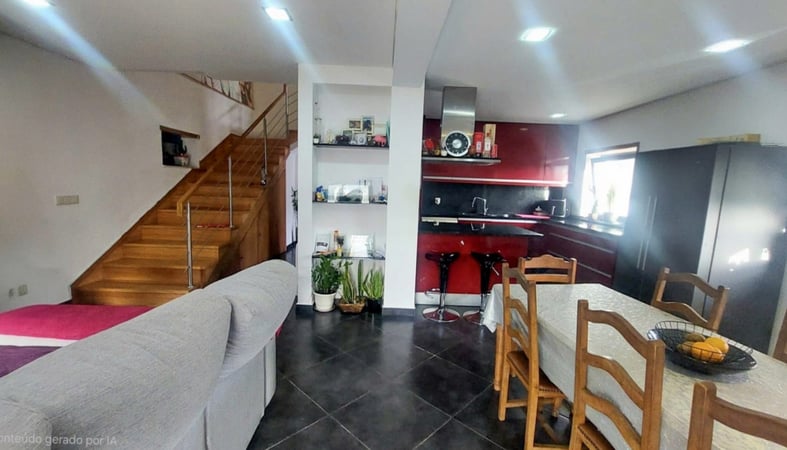 House in Alvaraes - view 1