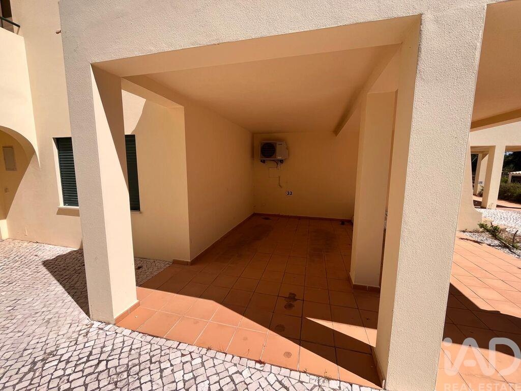 House in Guia - Image 2