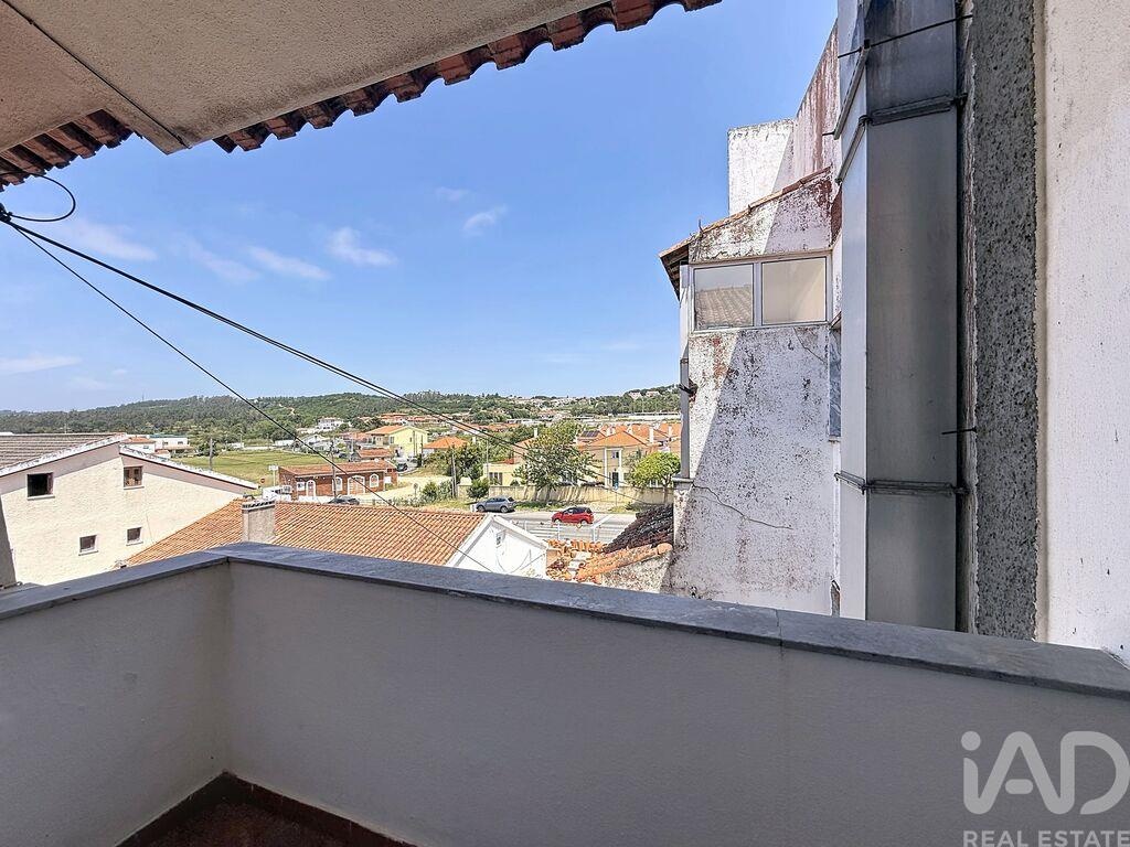 Apartment in Serra do Bouro - Image 3