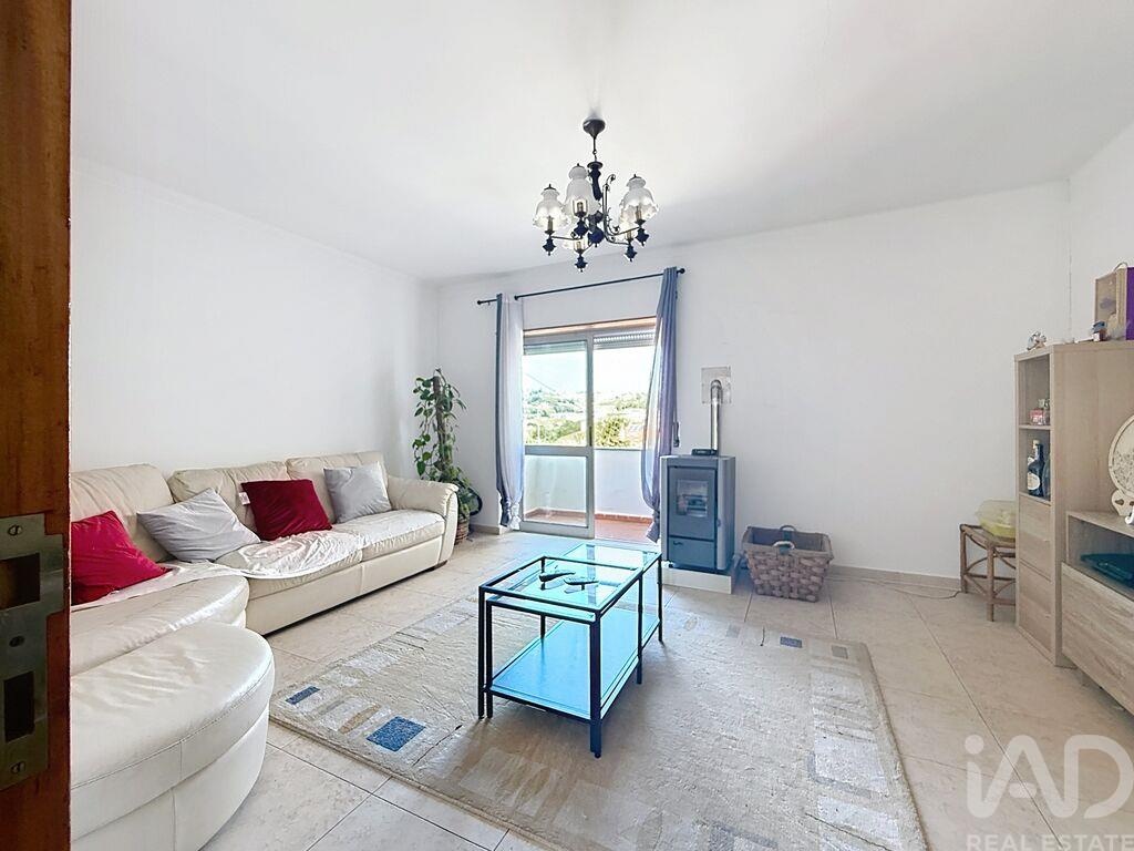 Apartment in Serra do Bouro