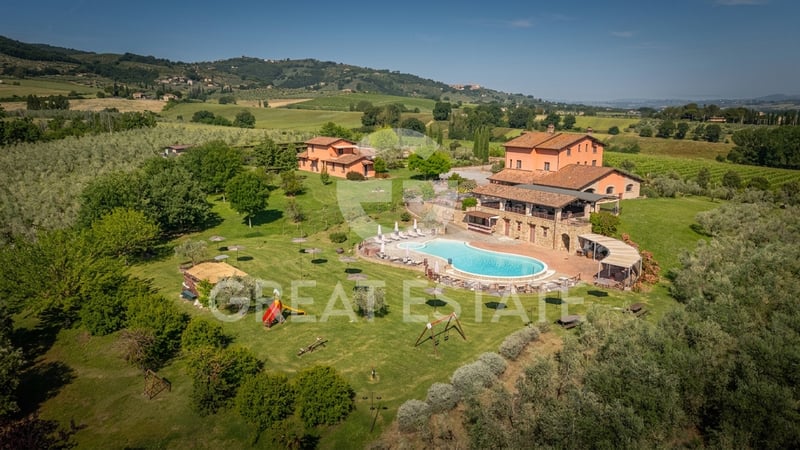 House in Limigiano - view 1