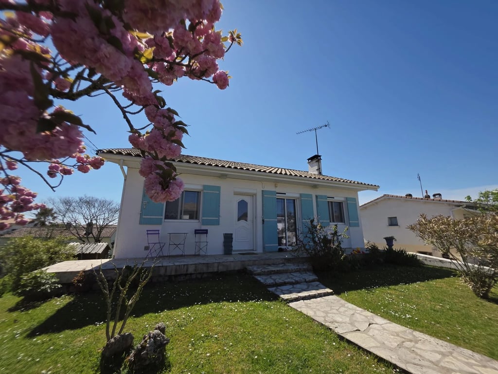 House in Saint-Pardoux-Isaac
