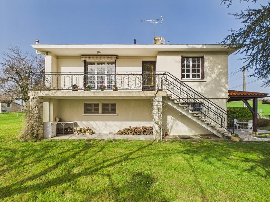 House in Duras