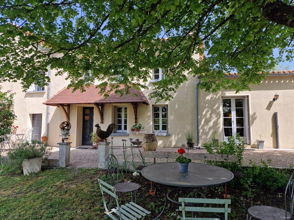 House in Sigoules - view 1