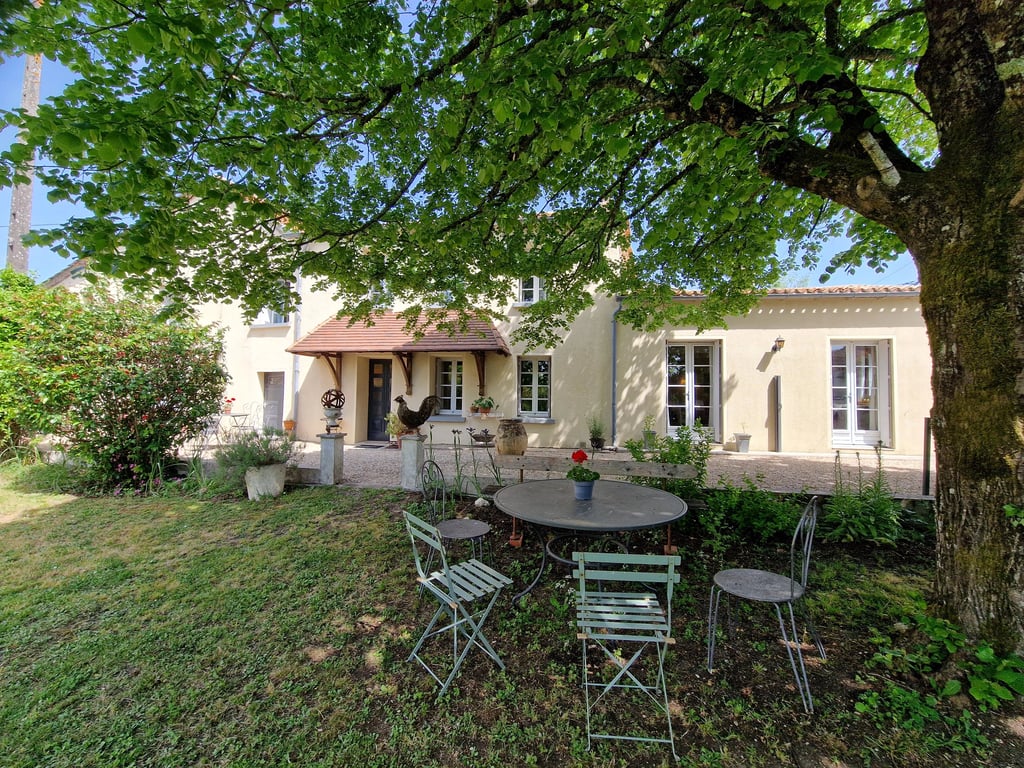 House in Sigoules - Image 2