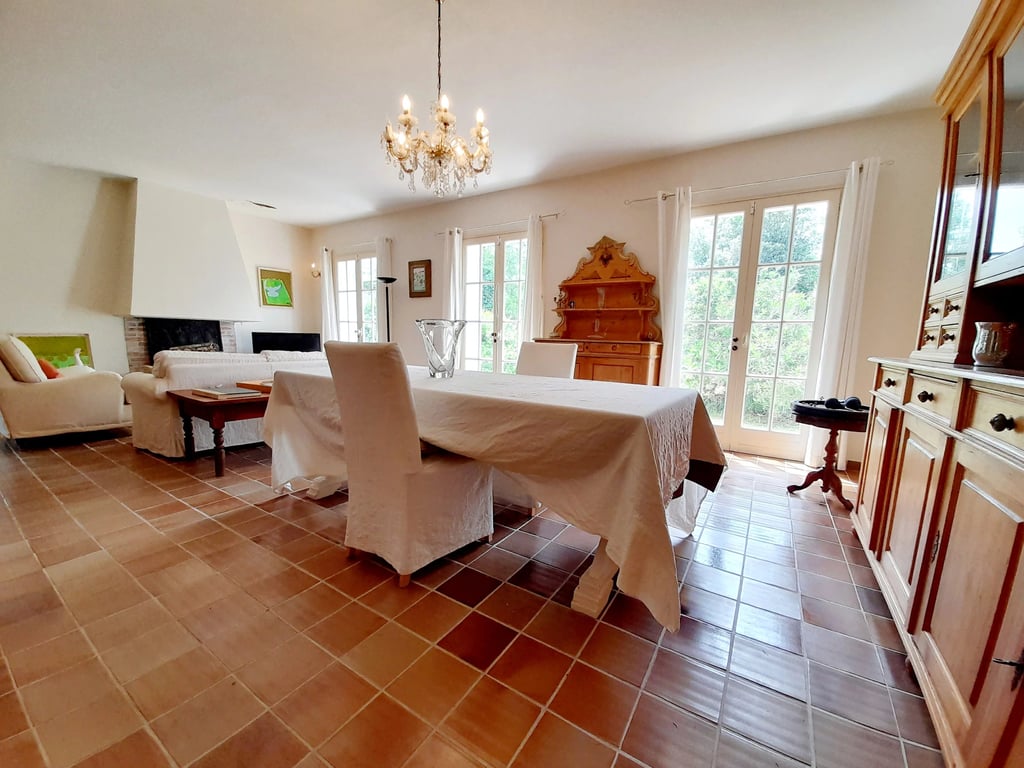 House in Port-Sainte-Foy-et-Ponchapt - Image 3