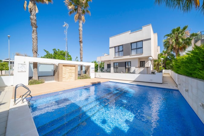 Villa in Ciudad Quesada - view 1