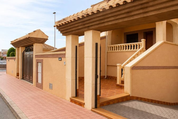 House in Residencia los Altos - view 1