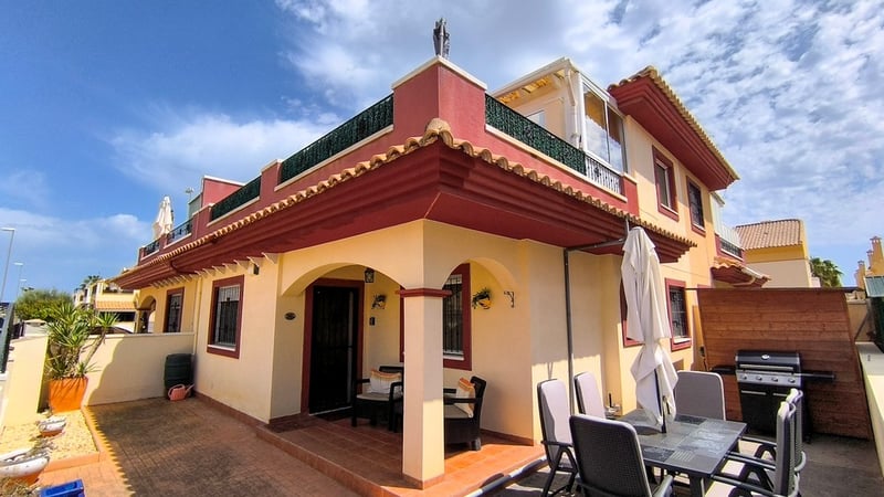 House in Rojales - view 1