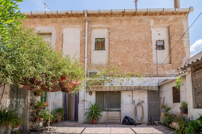 House in Pinoso - view 1