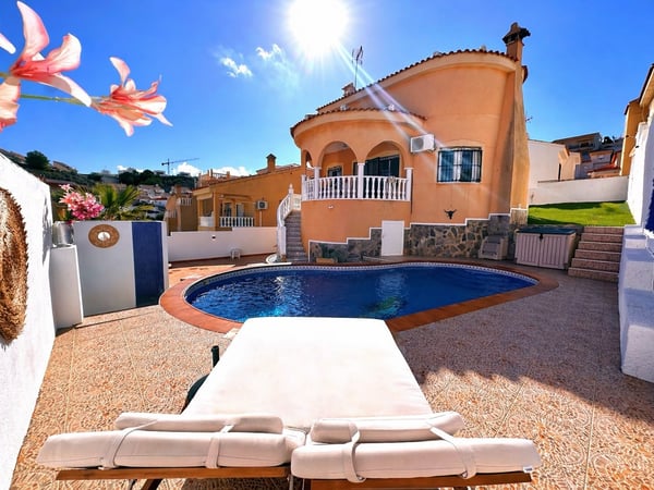 Villa in Ciudad Quesada - view 1