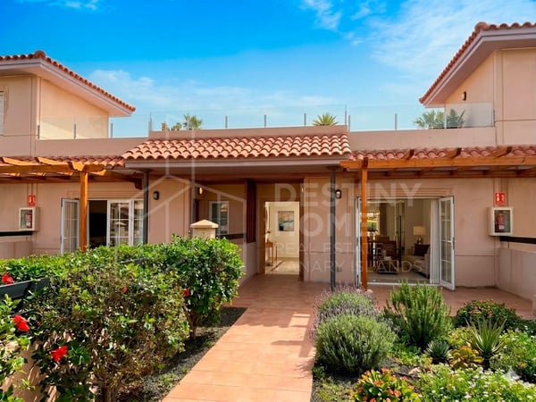 House in Lajares - view 1