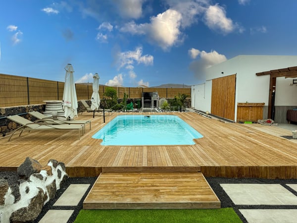 House in Lajares - view 1