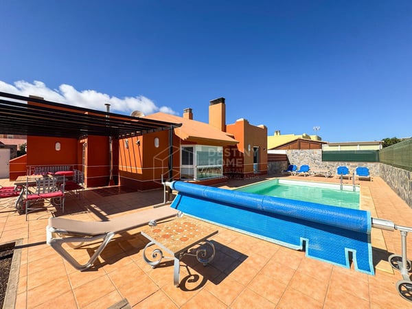 House in Corralejo - view 1