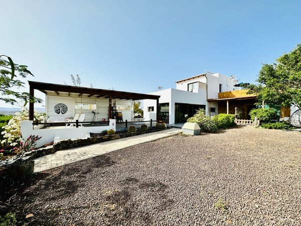 House in Gran Tarajal - view 1