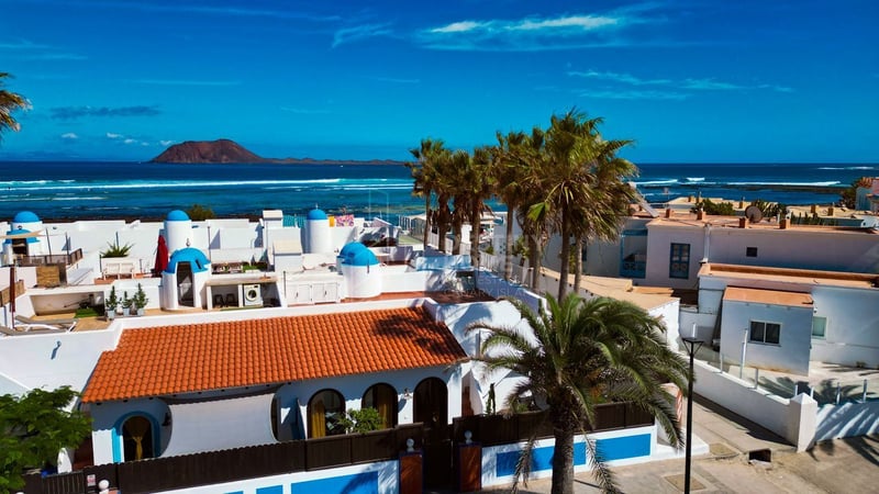 House in Corralejo - view 1