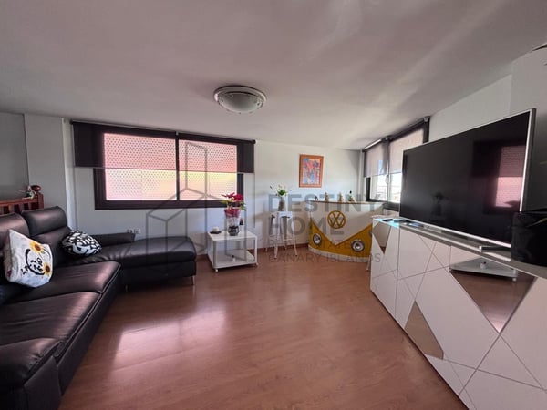 House in Tetir - view 1