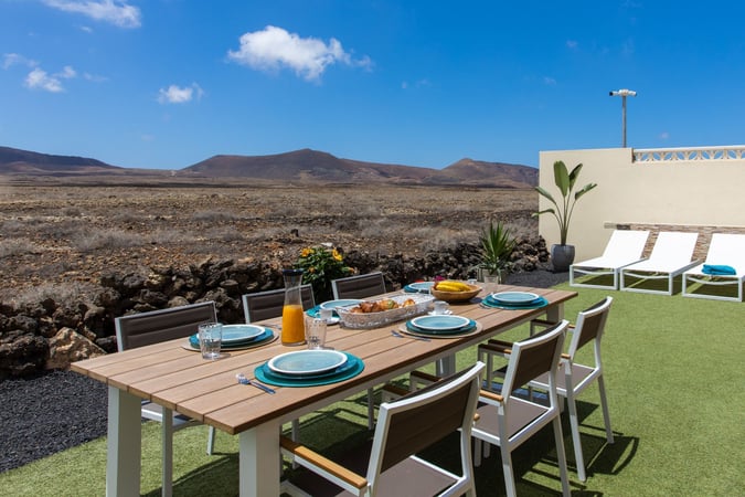 House in Corralejo - view 1