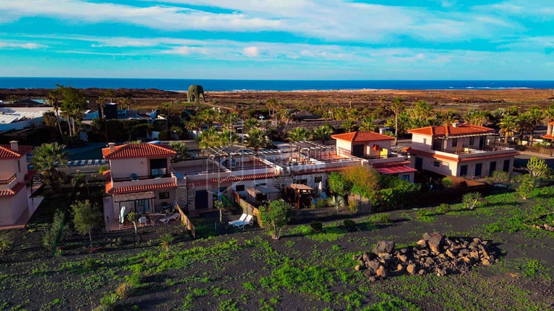 House in Lajares - view 1