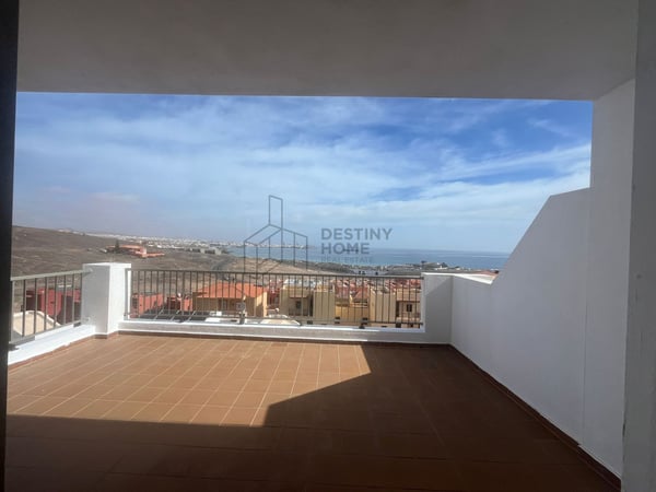 House in Tetir - view 1