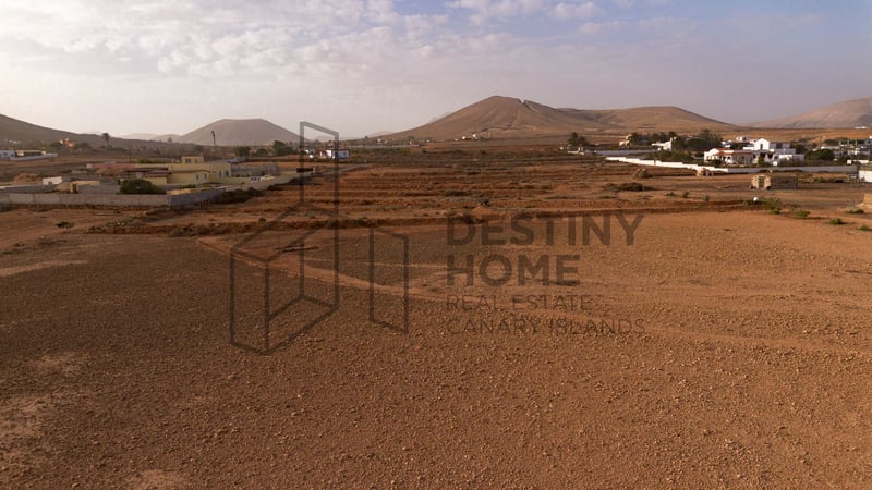 House in Tetir - view 1