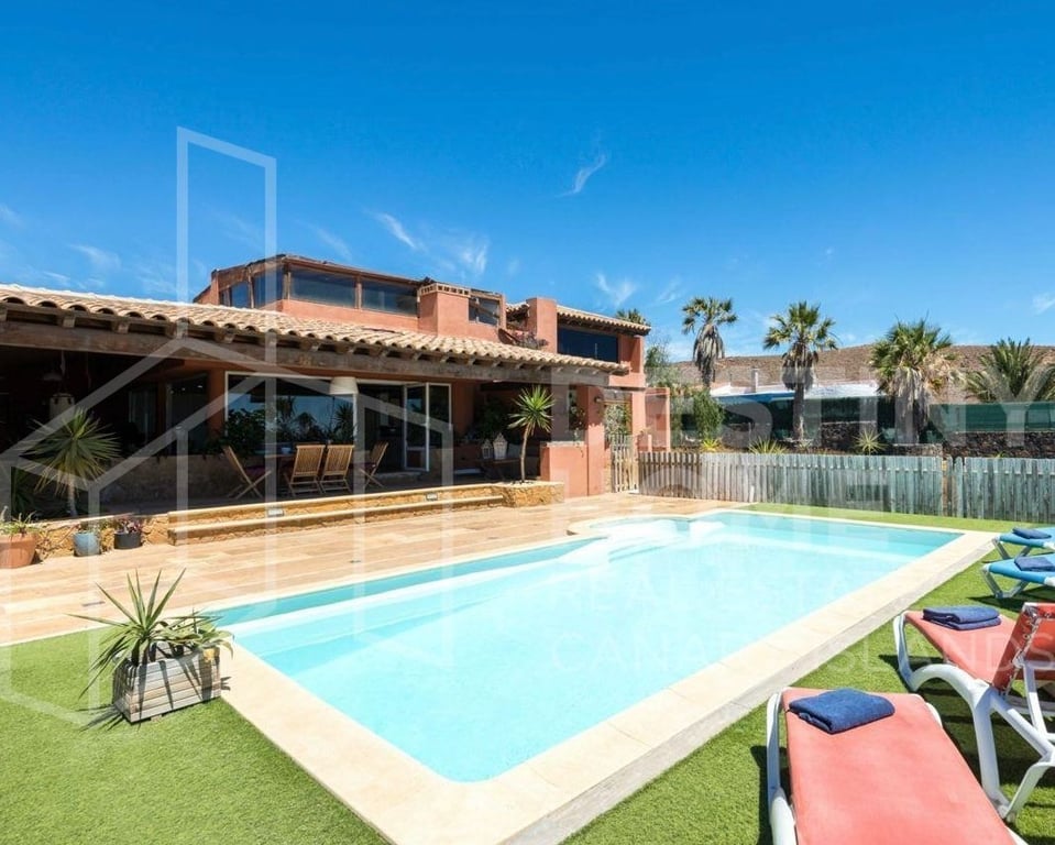 House in Parque Holandes