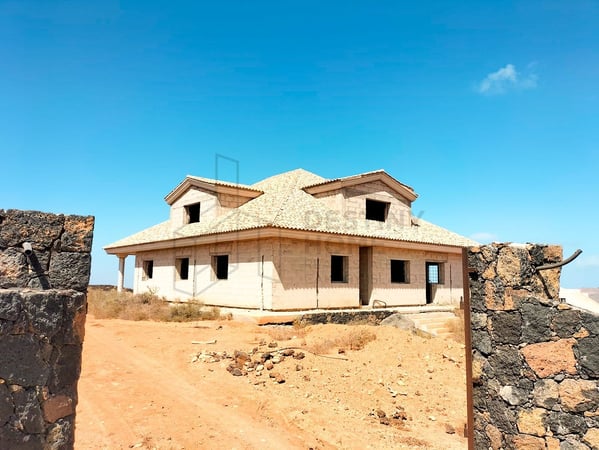House in Villaverde - view 1
