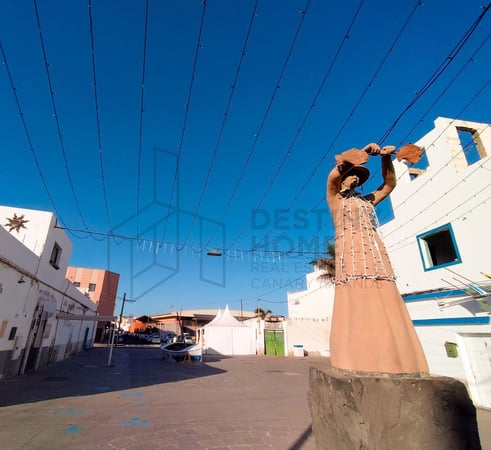 House in Corralejo - view 1