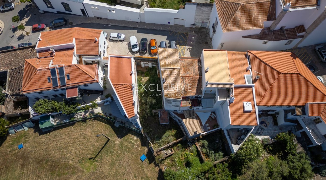 House in Lagos - Image 2