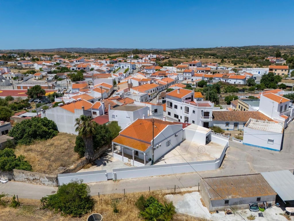 Villa in Azinhal - Image 2
