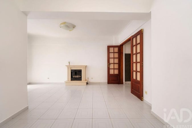 Apartment in Quarteira - view 1