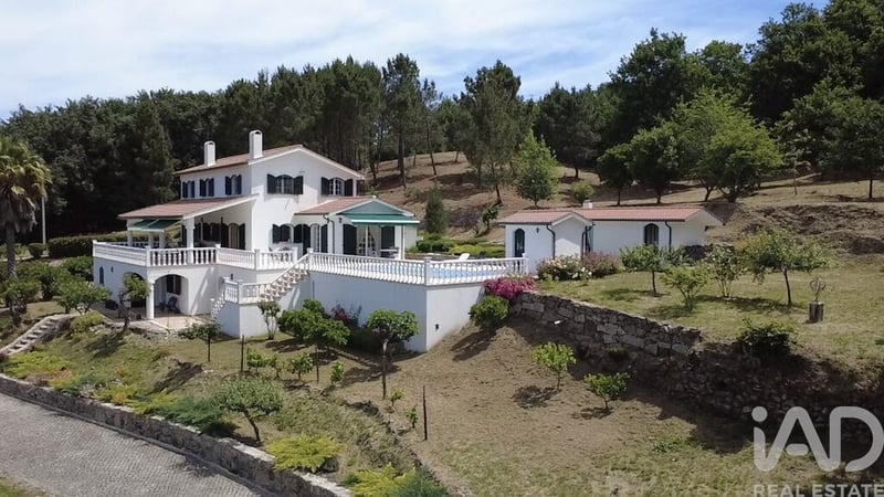House in Ferreira de Aves - view 1