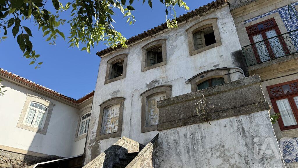 House in Peso da Regua - Image 3