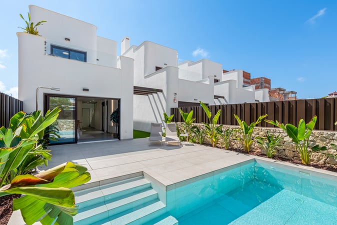 Villa in Pilar de la Horadada - view 1