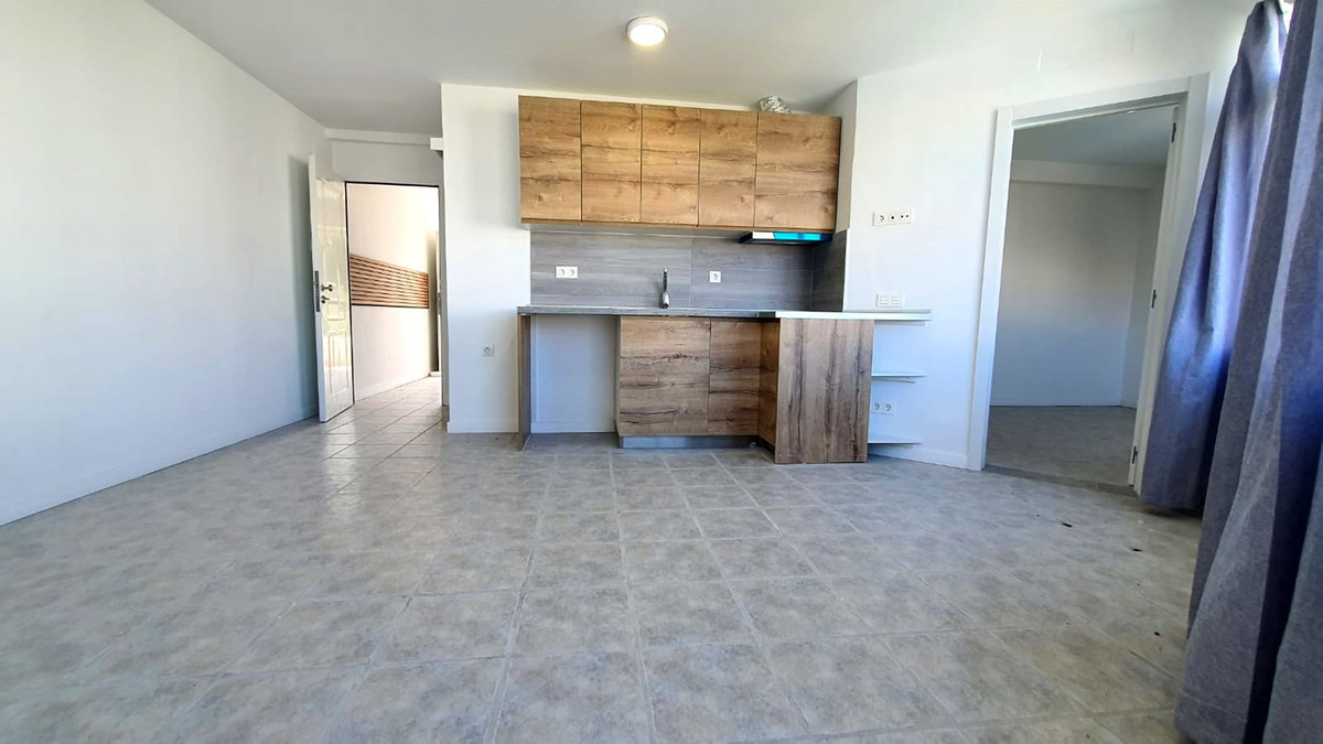 Apartment in Torreblanca - Image 2