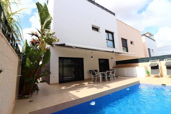 Villa in Benijofar - view 1